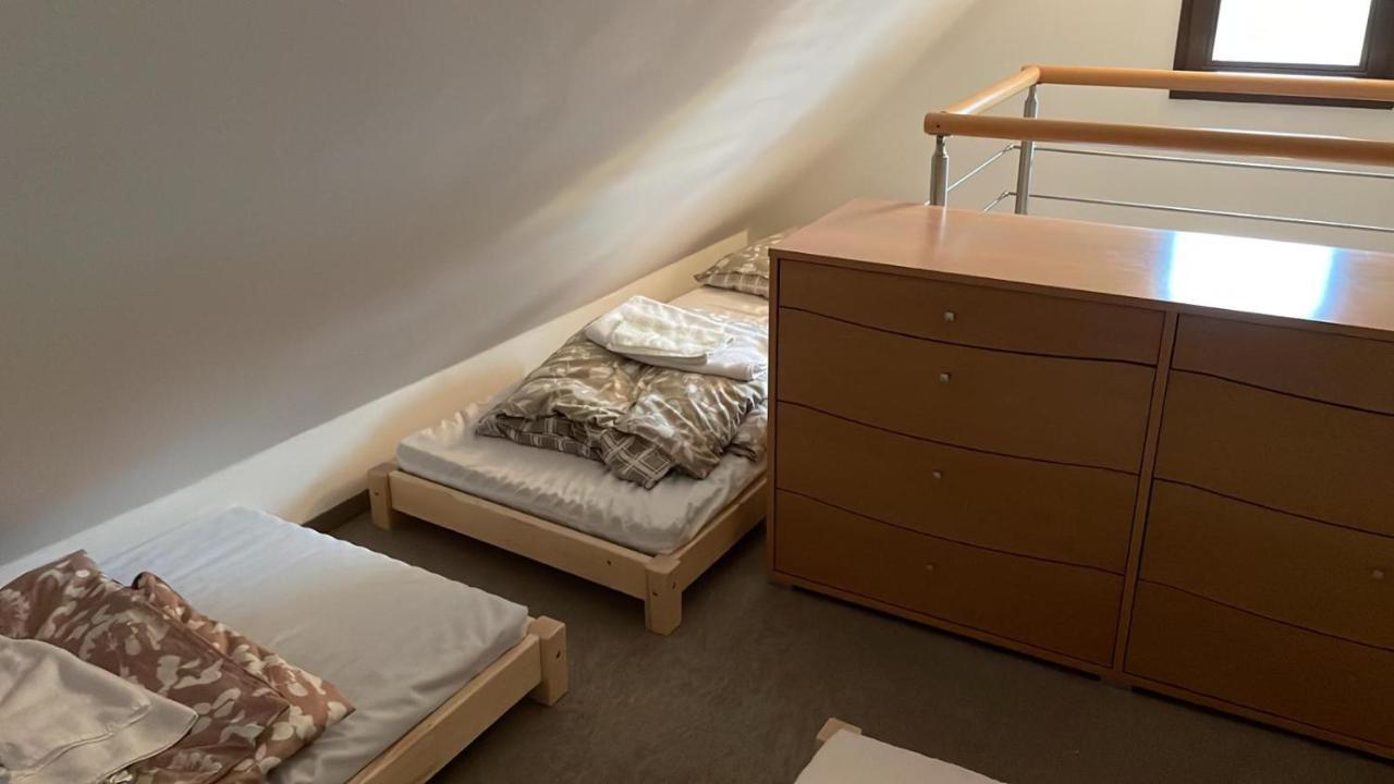 - V Srdci Krusnych Hor Apartment *